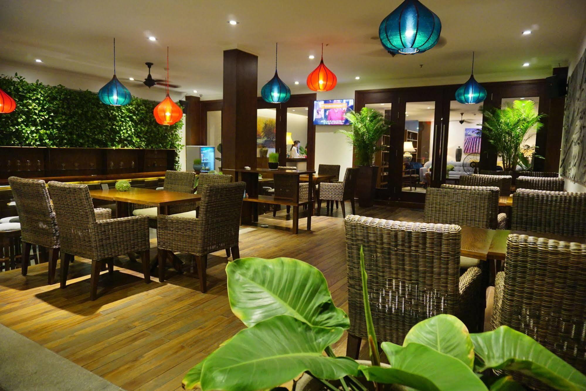 Dan Oasis Hotel And Apartment Da Nang Exteriör bild